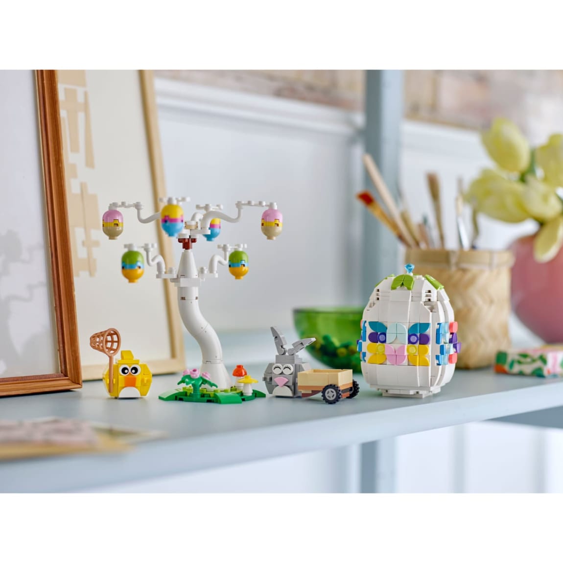 Family-friendly LEGO set for cooperative building fun