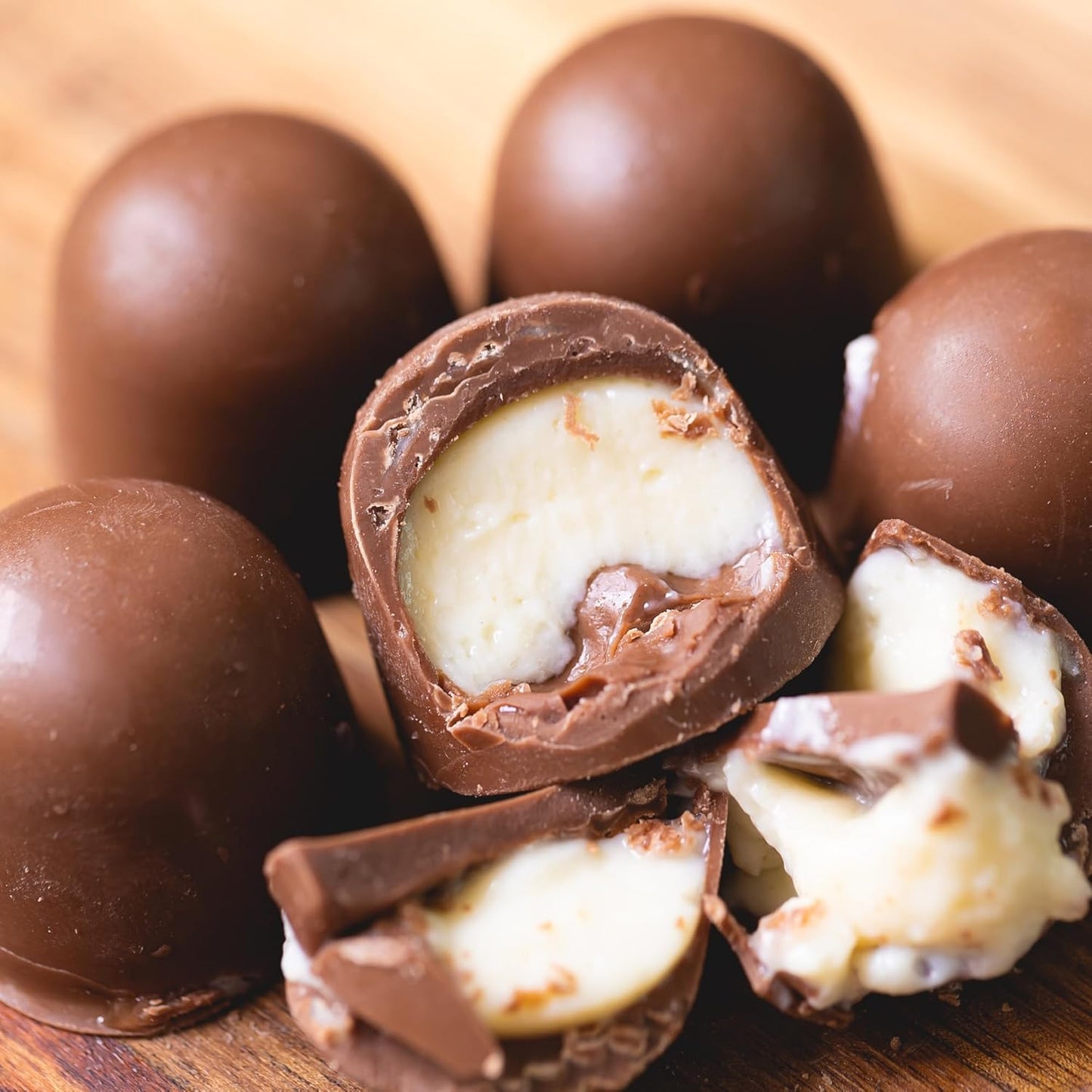 Ideal 337g box for sharing or enjoying indulgent chocolate moments
