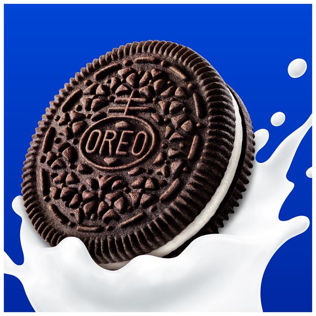OREO cocoa biscuits with extra double creme vanilla center