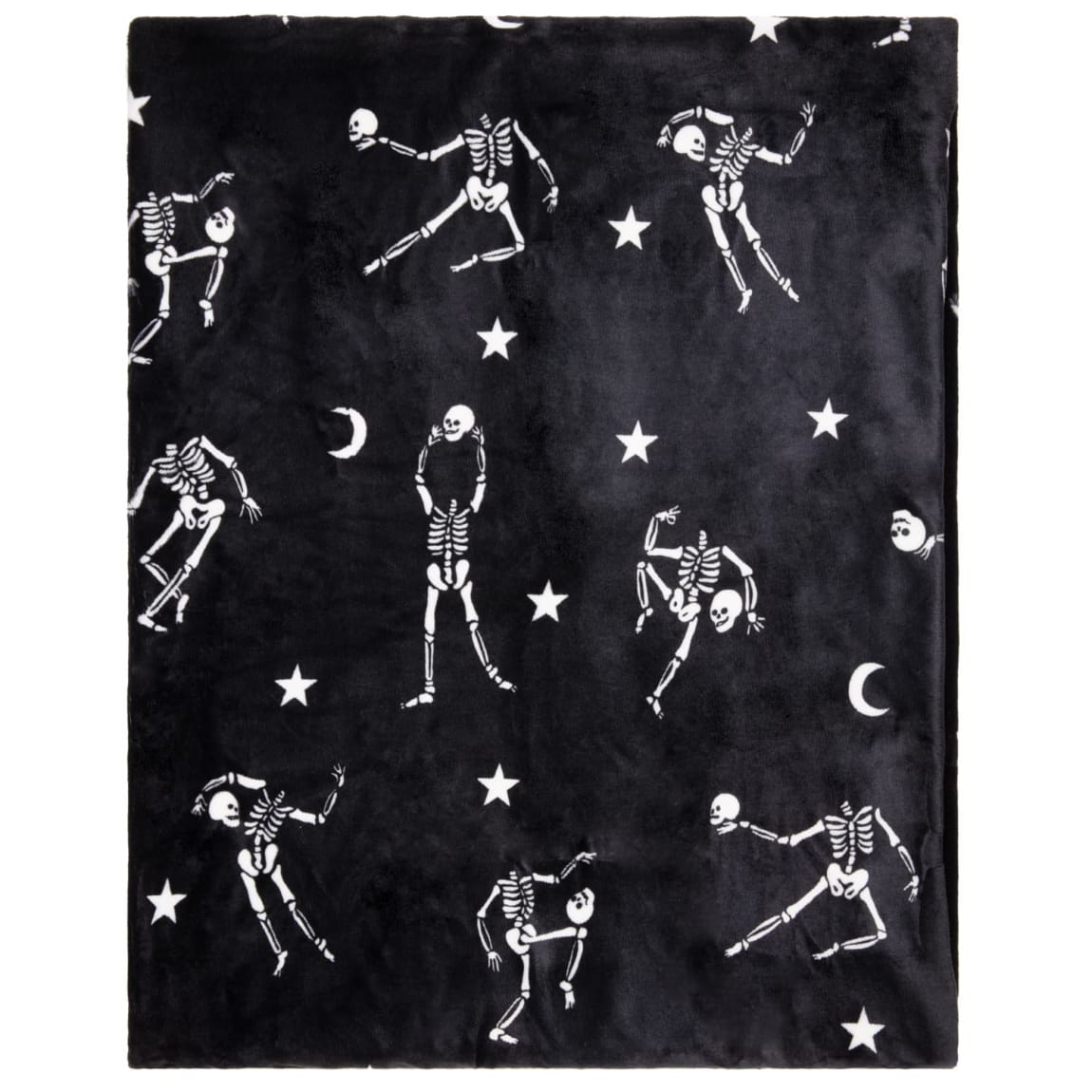 Soft and plush Halloween Nights Skeleton Sherpa Throw 120x150cm