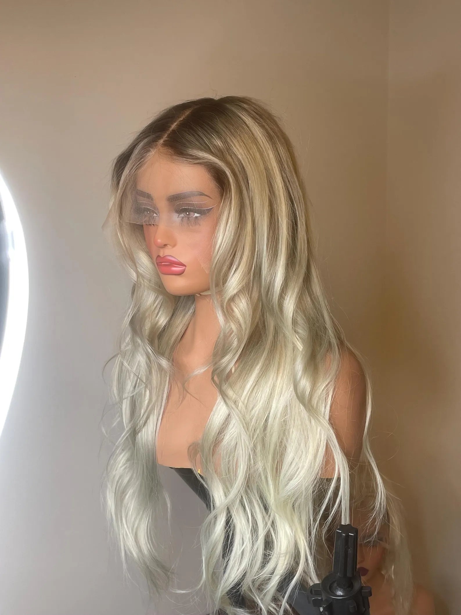 Long 30 inch balayage wig with flowing soft texture