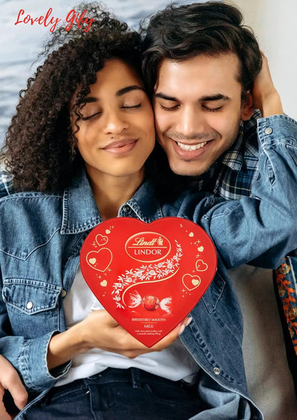 Lindt Lindor Chocolate Heart Shaped Gift Box 2