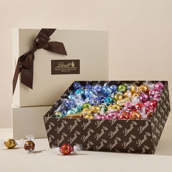 Lindt Pick & Mix Jumbo Selection Box 2Kg