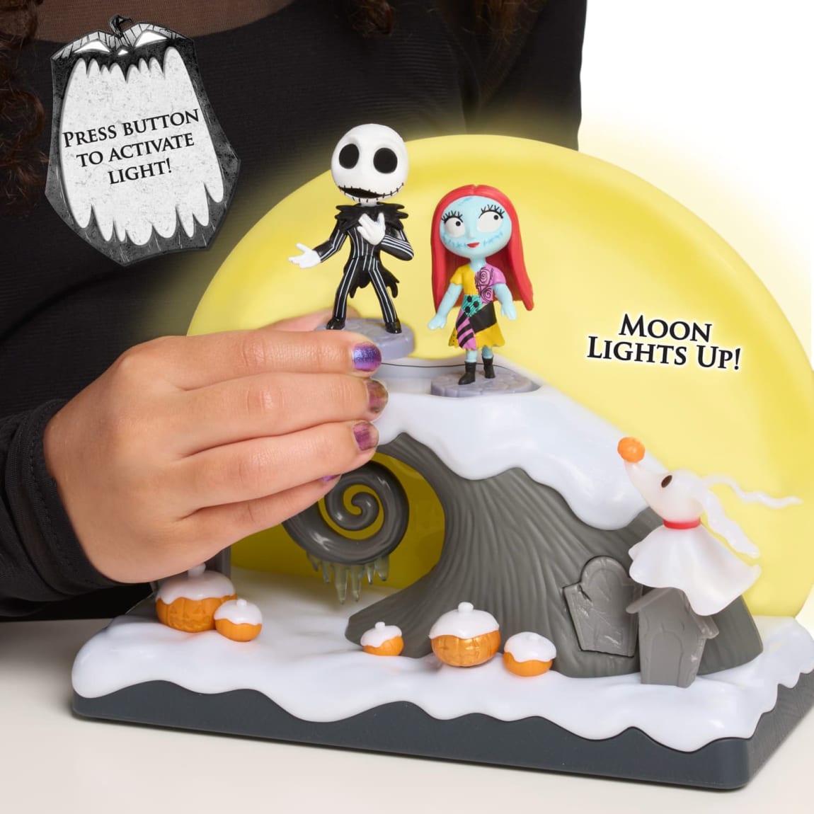 nightmare-before-christmas-display