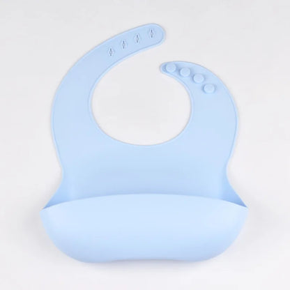Adjustable toddler bib with comfortable neck fit