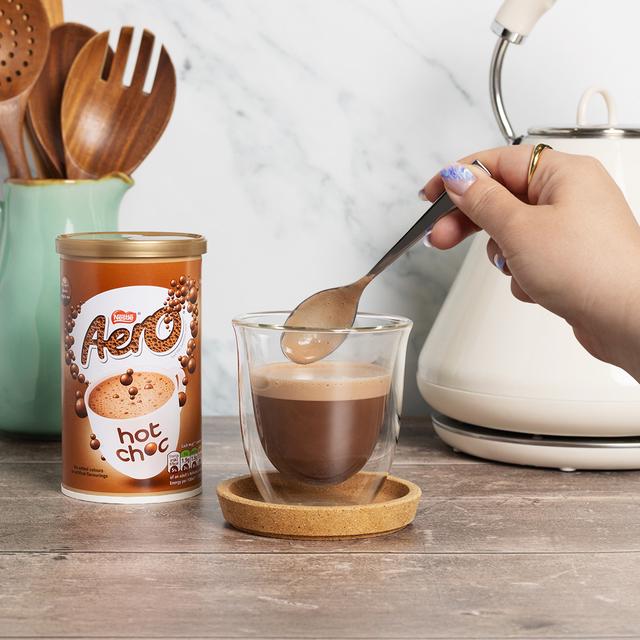 Low-fat, vegetarian-friendly Aero hot chocolate powder