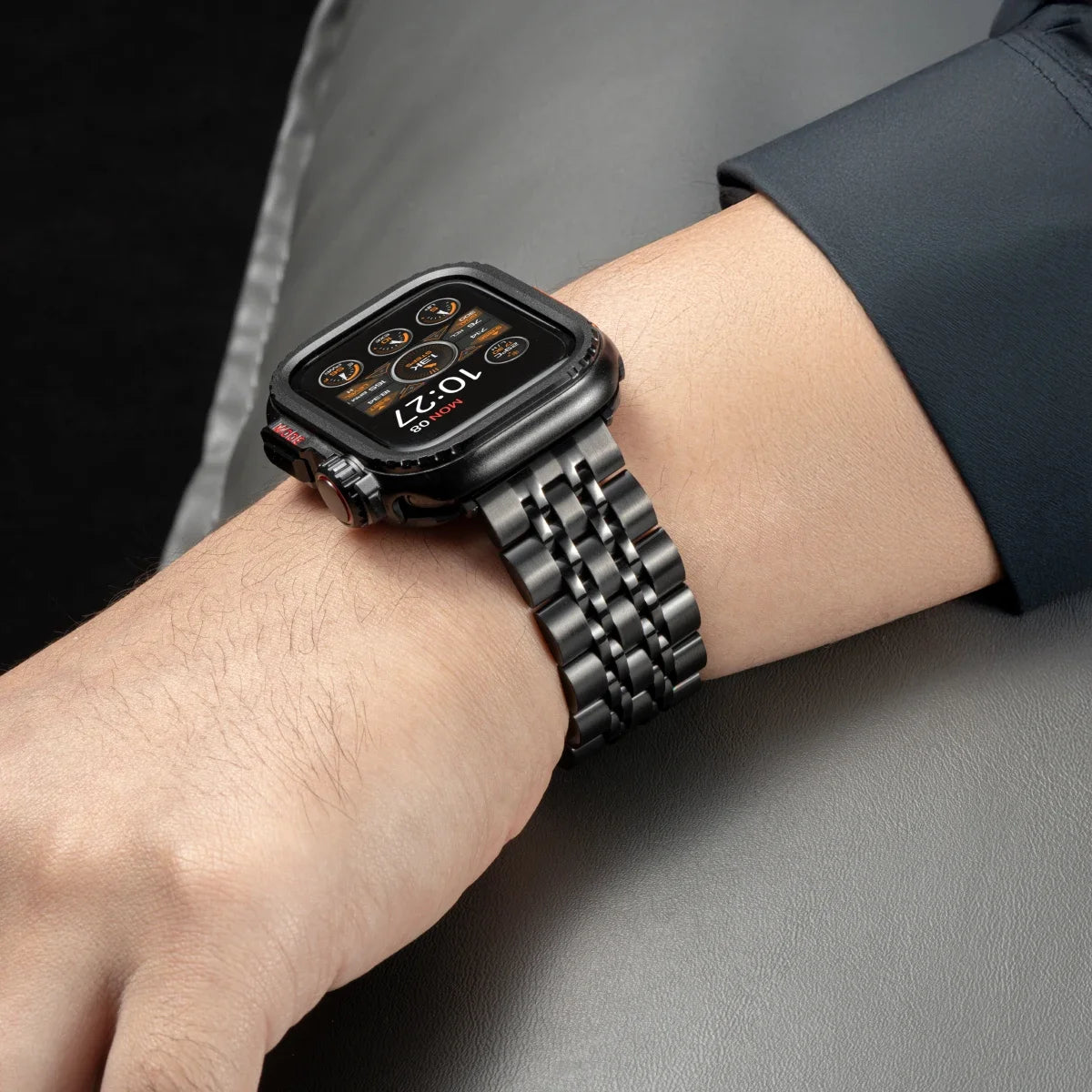 Durable stainless steel wristband for Apple smartwatches