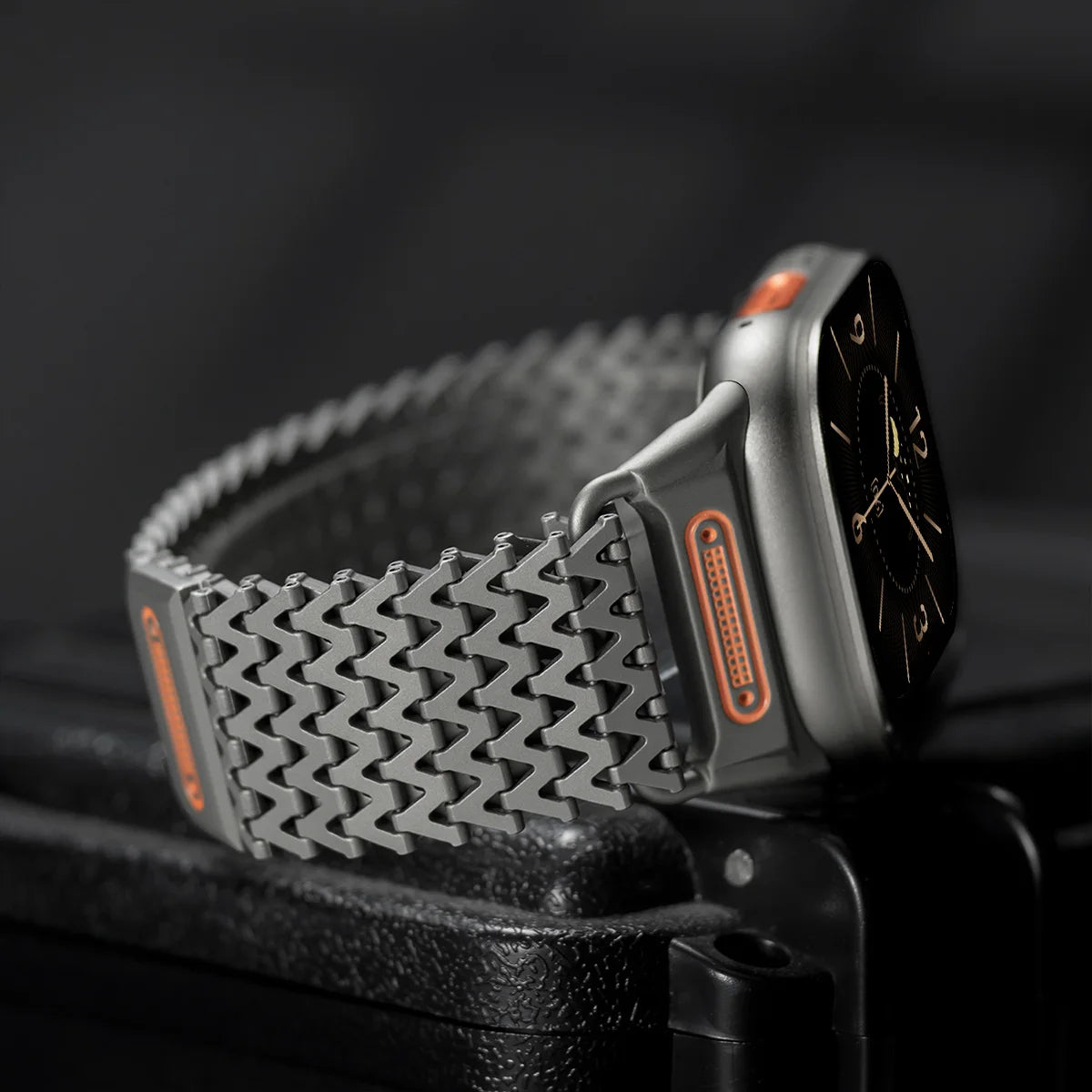 Adjustable mesh wristband compatible with Apple Watch Series 10