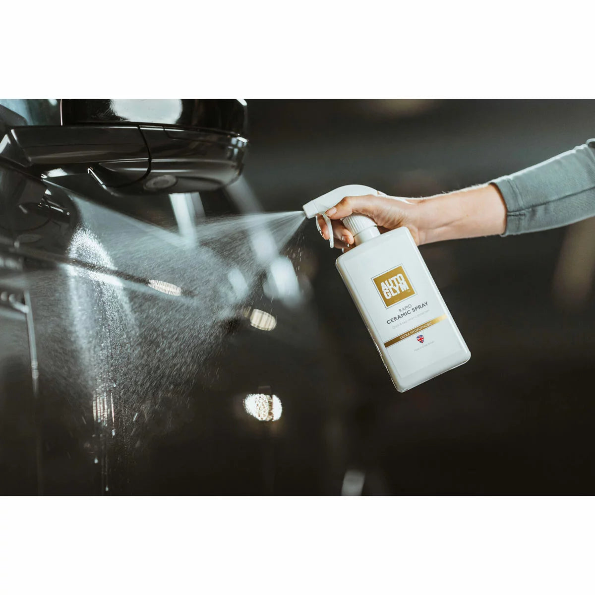 Super resin polish for restoring car paint gloss