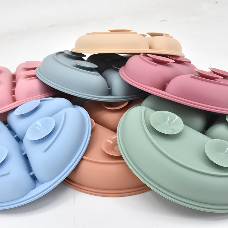 Toddler learning to eat feeding tableware kit