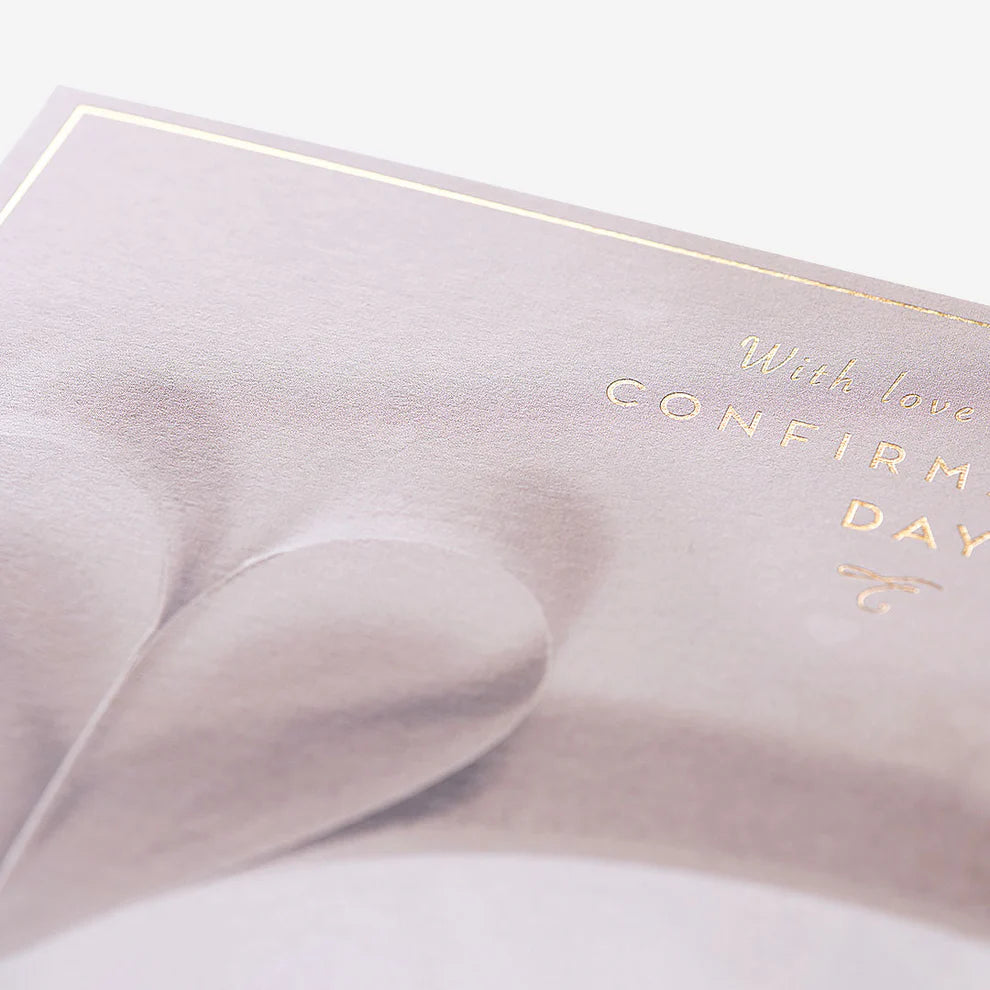High-quality blank card perfect for adding personalized notes and wishes for any special occasion.