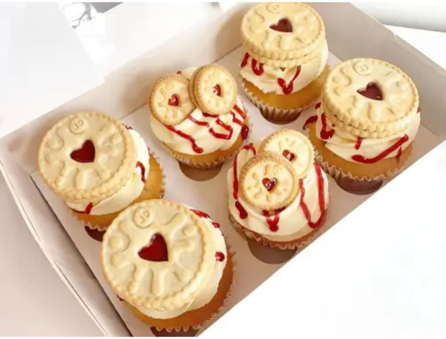 Raspberry apple jam biscuit multipack 100 unit