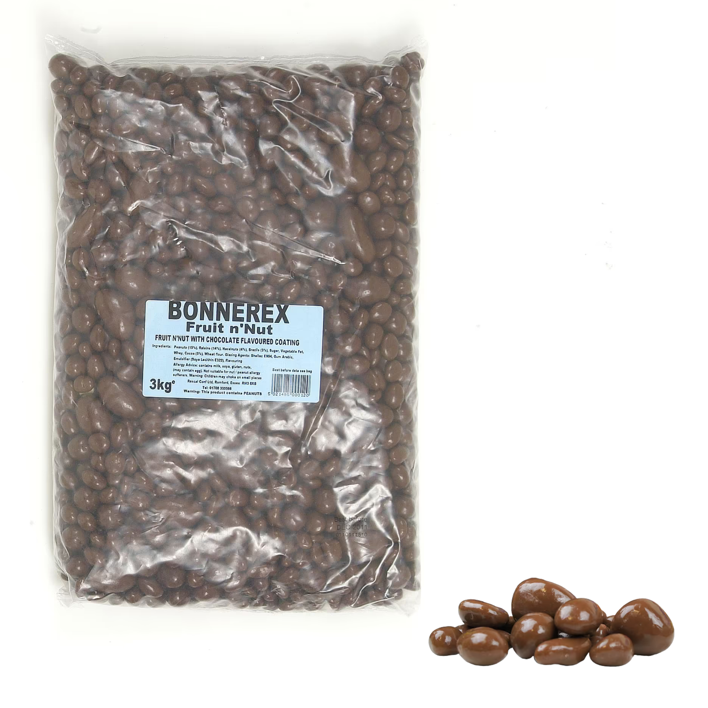 Chocolate coated raisins and nuts classic sweet mix