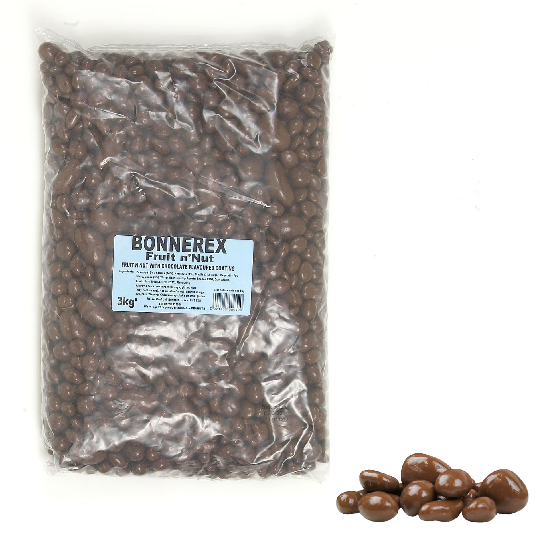 Chocolate coated raisins and nuts classic sweet mix