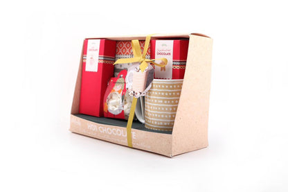 Cosy winter treat featuring rich hot chocolate and marshmallows, perfect for gifting