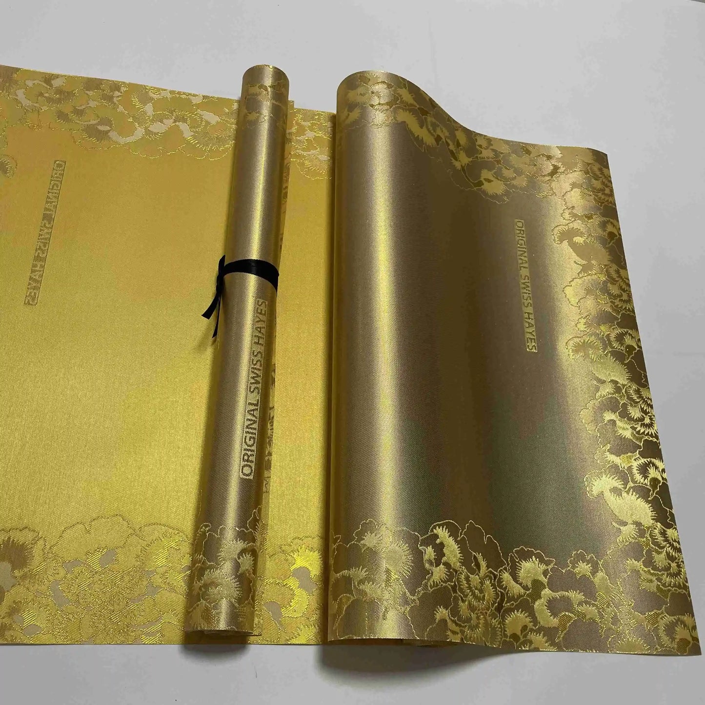 Durable polyester gele material with woven texture