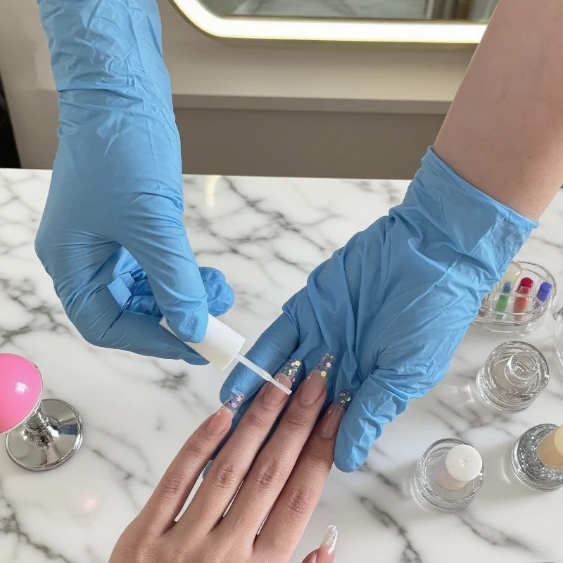 Blue household nitrile gloves
