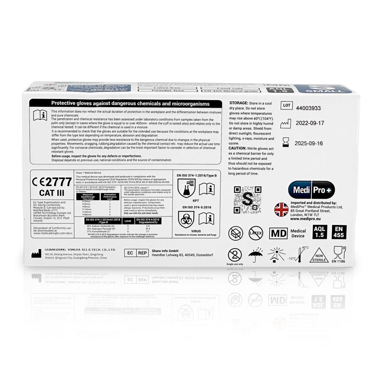 Disposable blue nitrile medical gloves