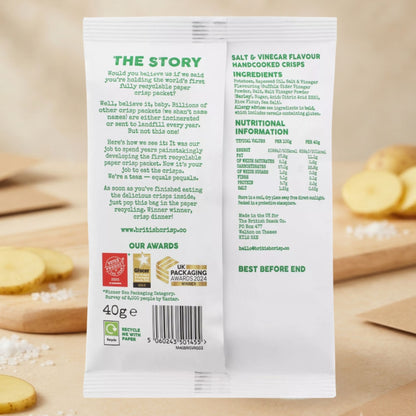 Tangy potato crisps with classic seasoning