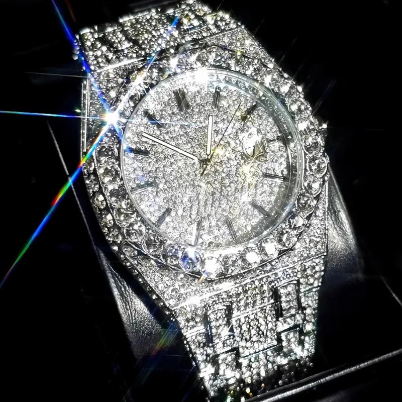 Elegant ladies quartz watch with sparkling details