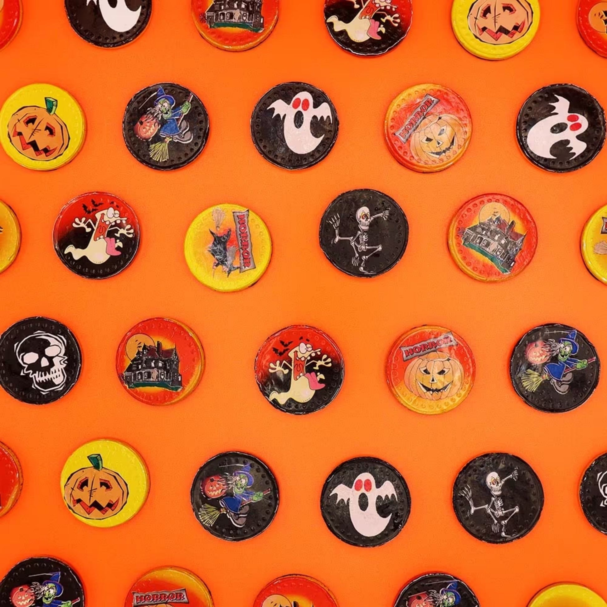 Vegetarian-friendly Halloween milk chocolate coins assortment