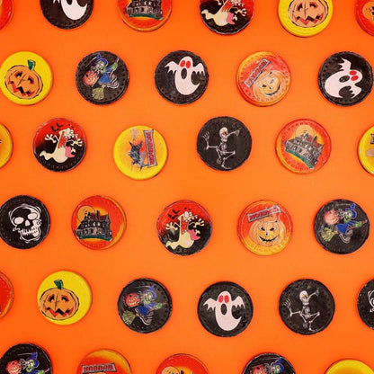 Vegetarian-friendly Halloween milk chocolate coins assortment