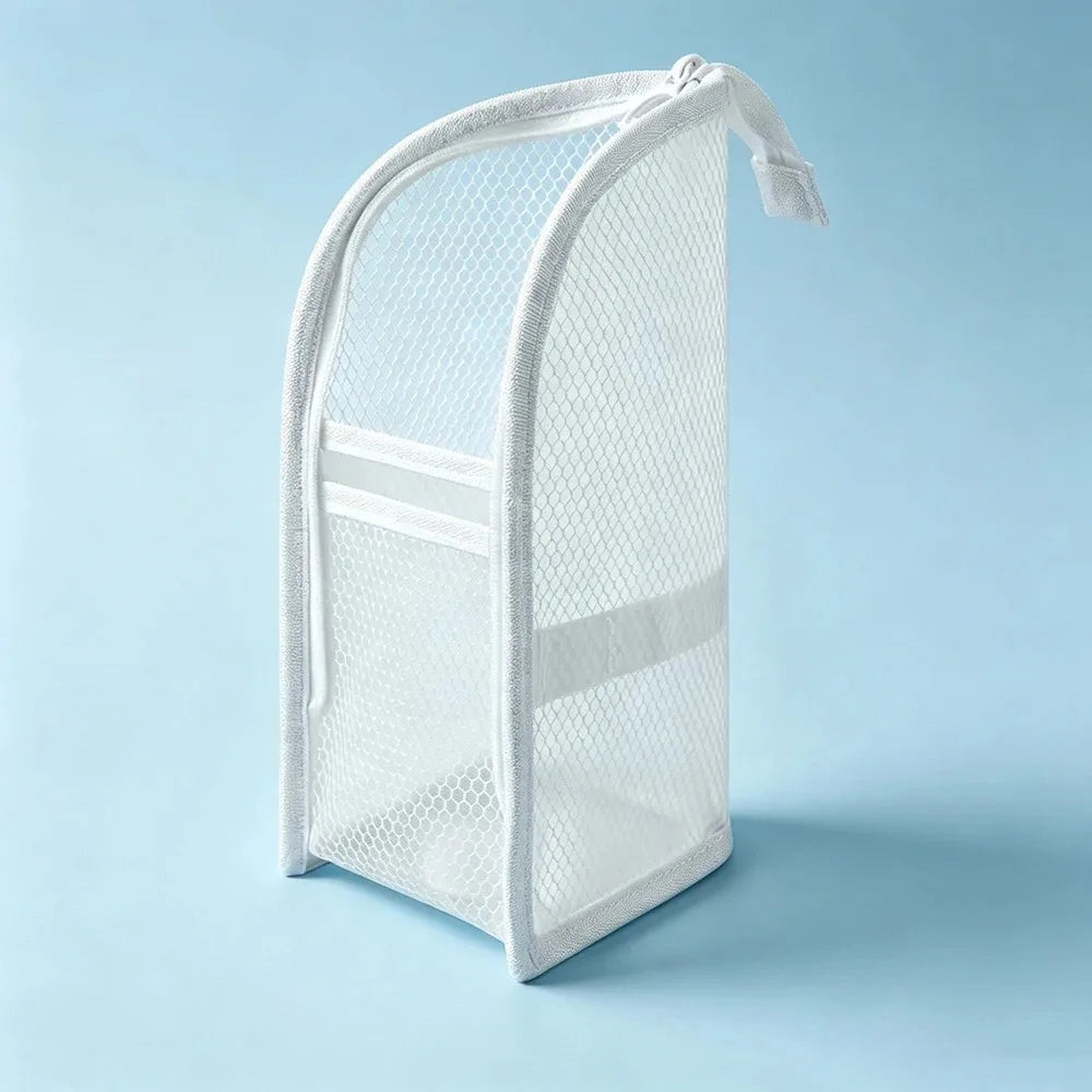 Foldable travel organiser for cosmetics, toothbrushes and toiletries