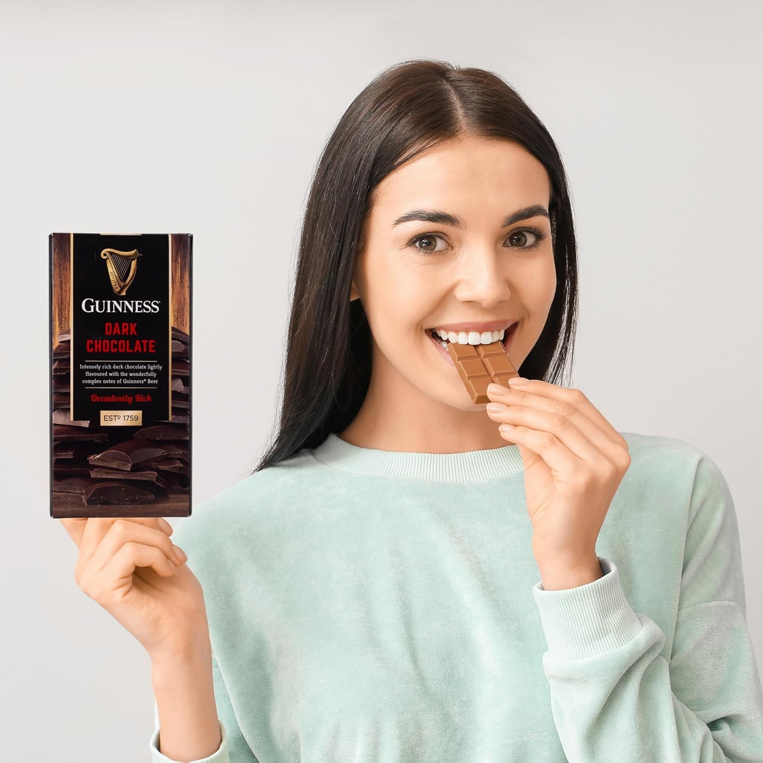 Delicious luxury gift box showing 3 Guinness Dark Chocolate Bars
