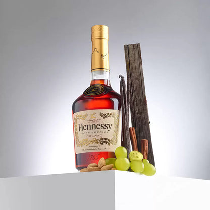 Classic Hennessy VS Cognac 70cl bottle with bold aroma and refined taste