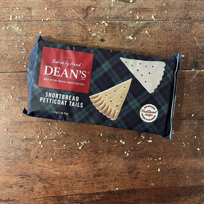 Heritage style shortbread with round shape design