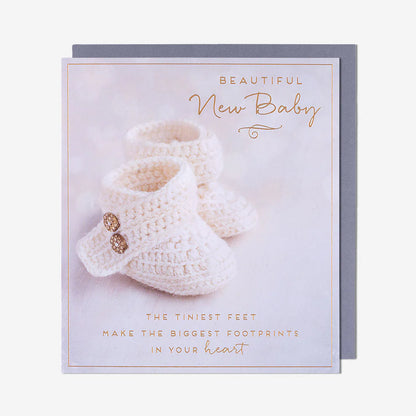 Creative design showing ideas on what to write in a new baby card, with sweet and heartfelt messages for new parents.