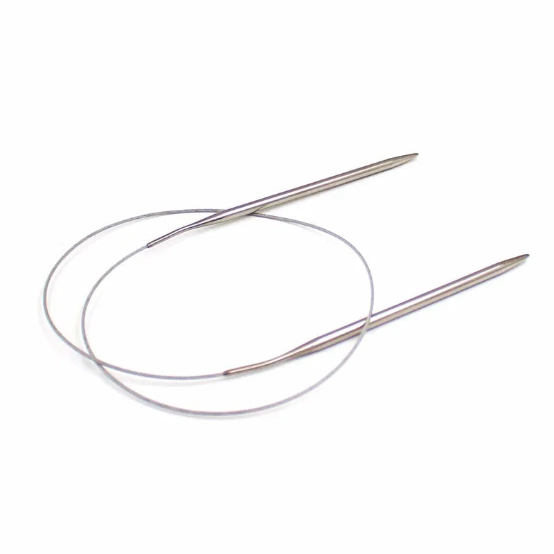 Knitting needle set suitable for sock projects