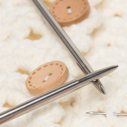 Knitting needle set for DIY and yarn crafts
