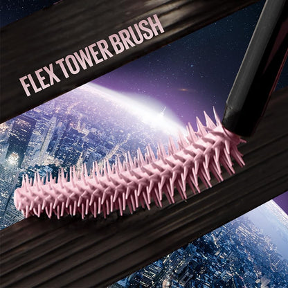 Black volumising mascara for full lash effect