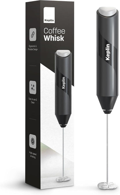 Ergonomic handle for comfortable grip while frothing