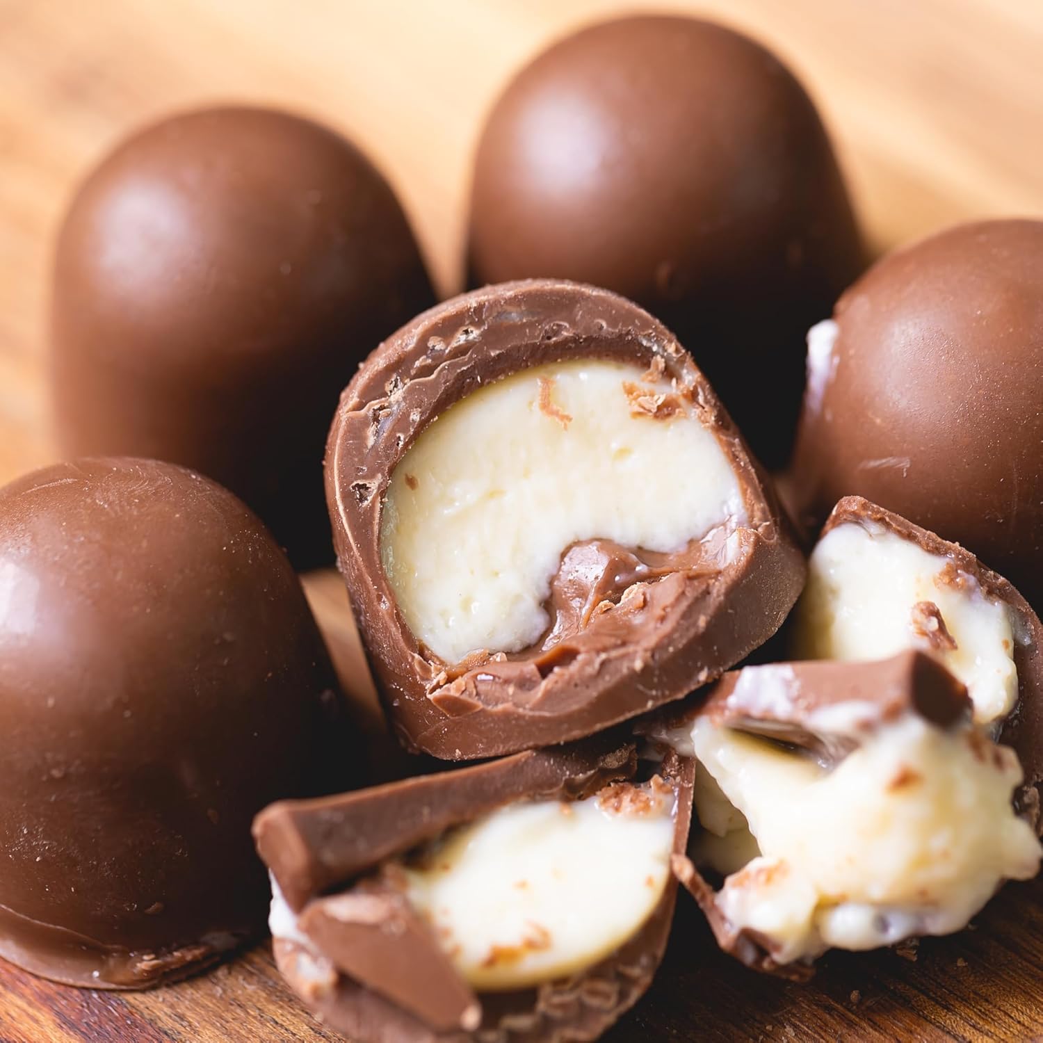 Ideal 337g box for sharing or enjoying indulgent chocolate moments