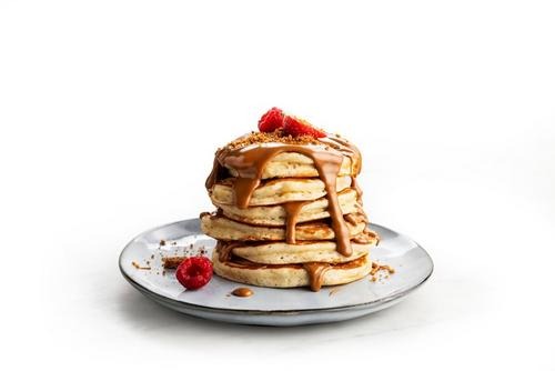 Single portion tub of Lotus Biscoff Smooth Spread 20g