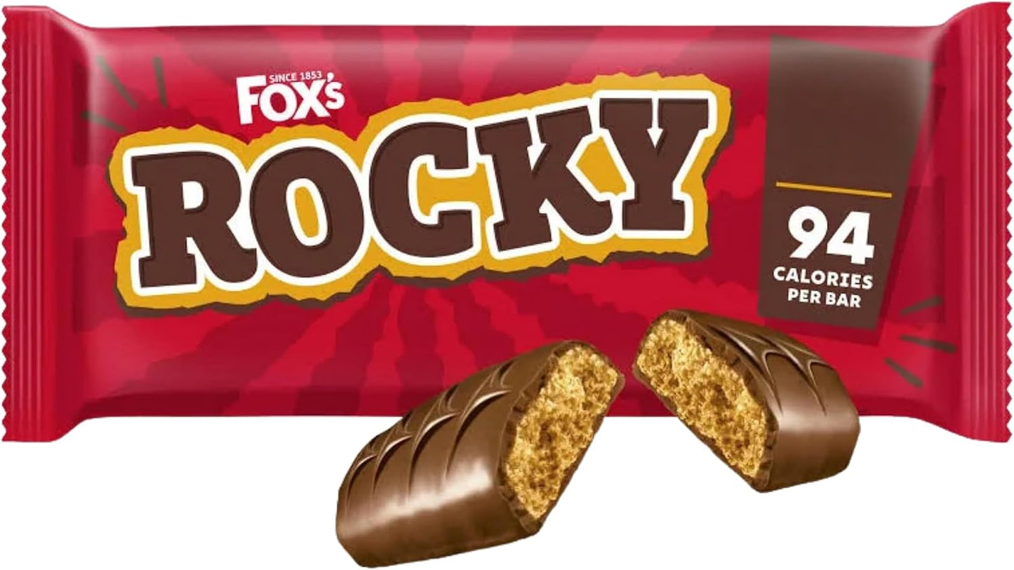 Crunchy chocolate biscuit snack