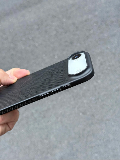 Magnetic charging compatible protective case with metallic design