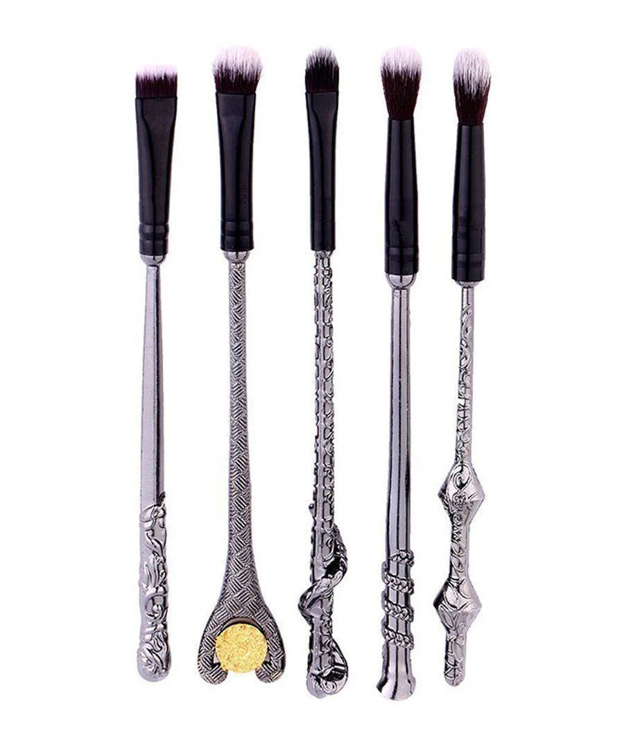 Engraved metal handle brushes for home or professional use
