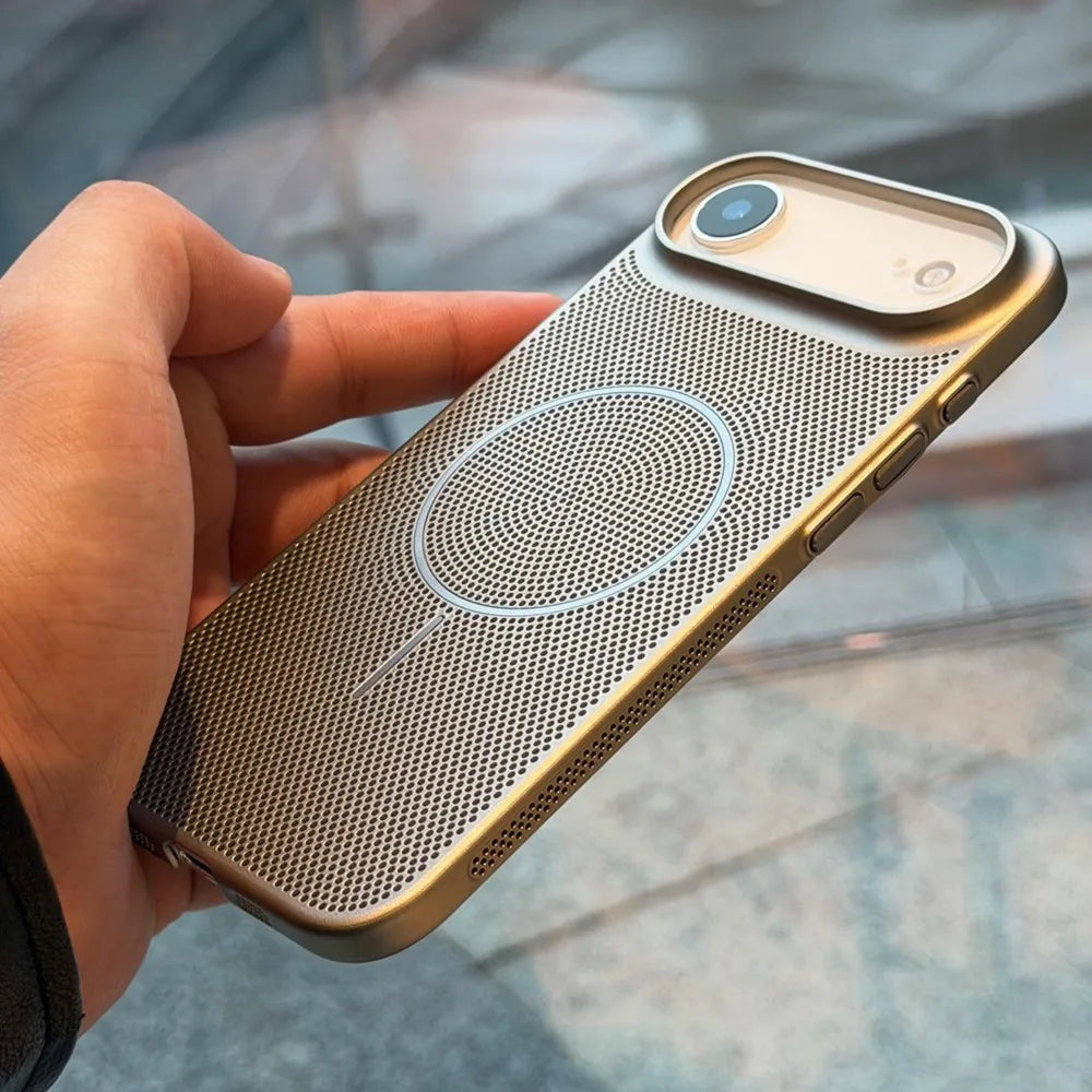 Magnetic heat dissipation protective case for iPhone devices