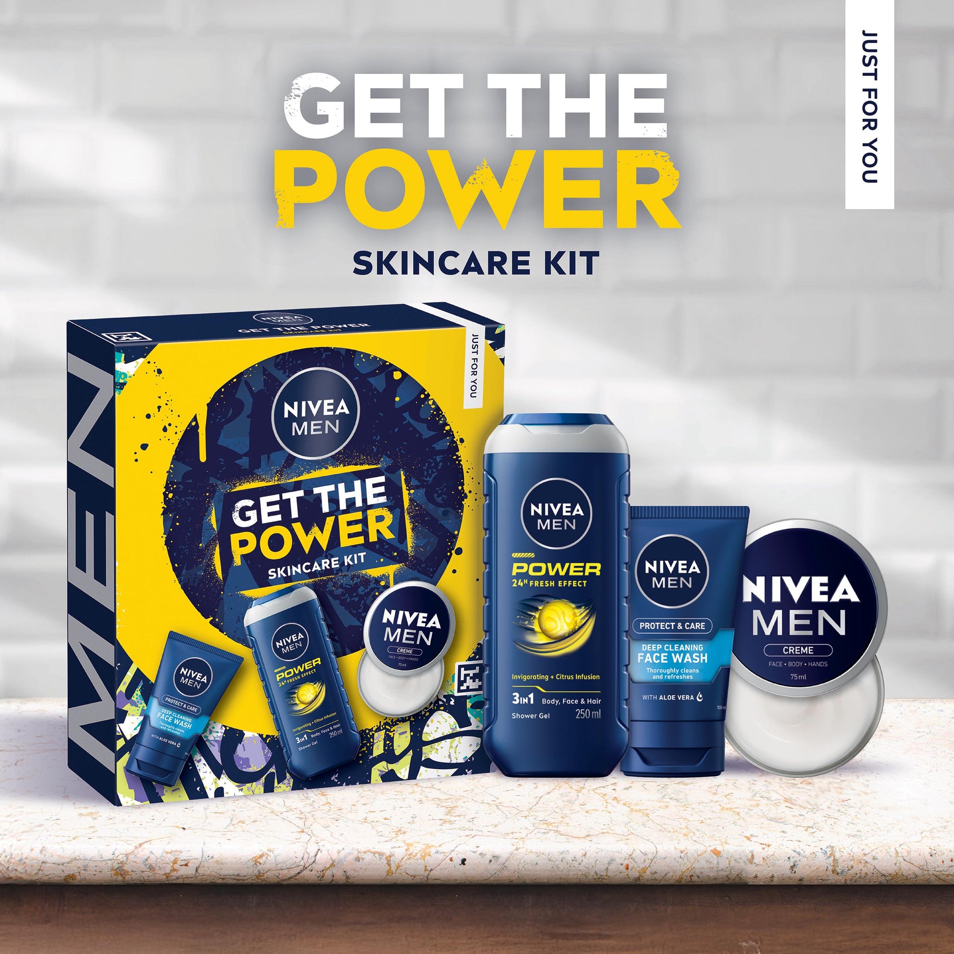 Eco-friendly plastic-free packaging, FSC cardboard and mineral oil-free inks