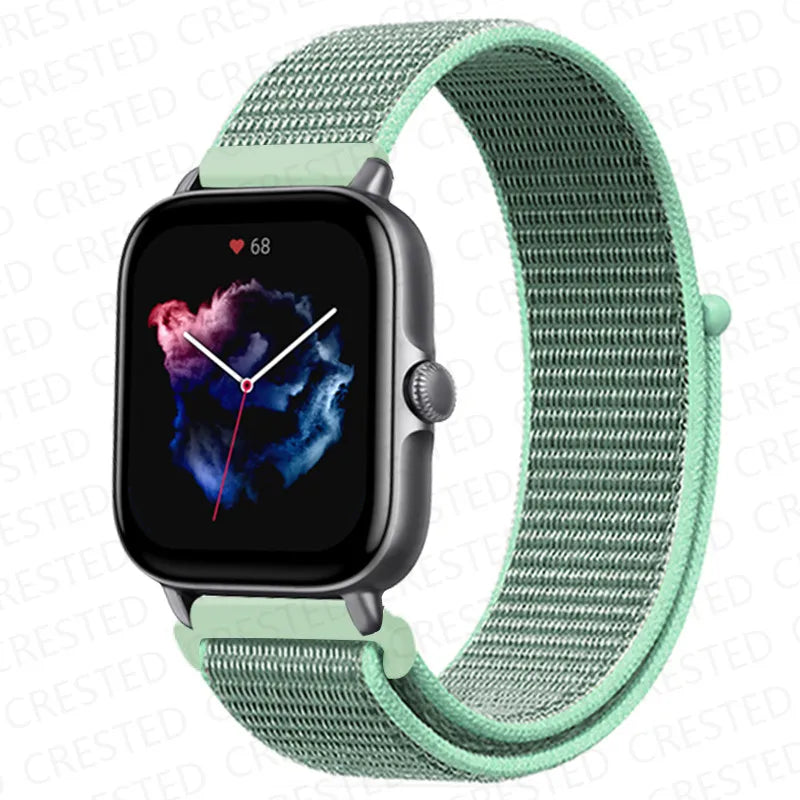 Sporty nylon bracelet for smartwatches and fitness trackers