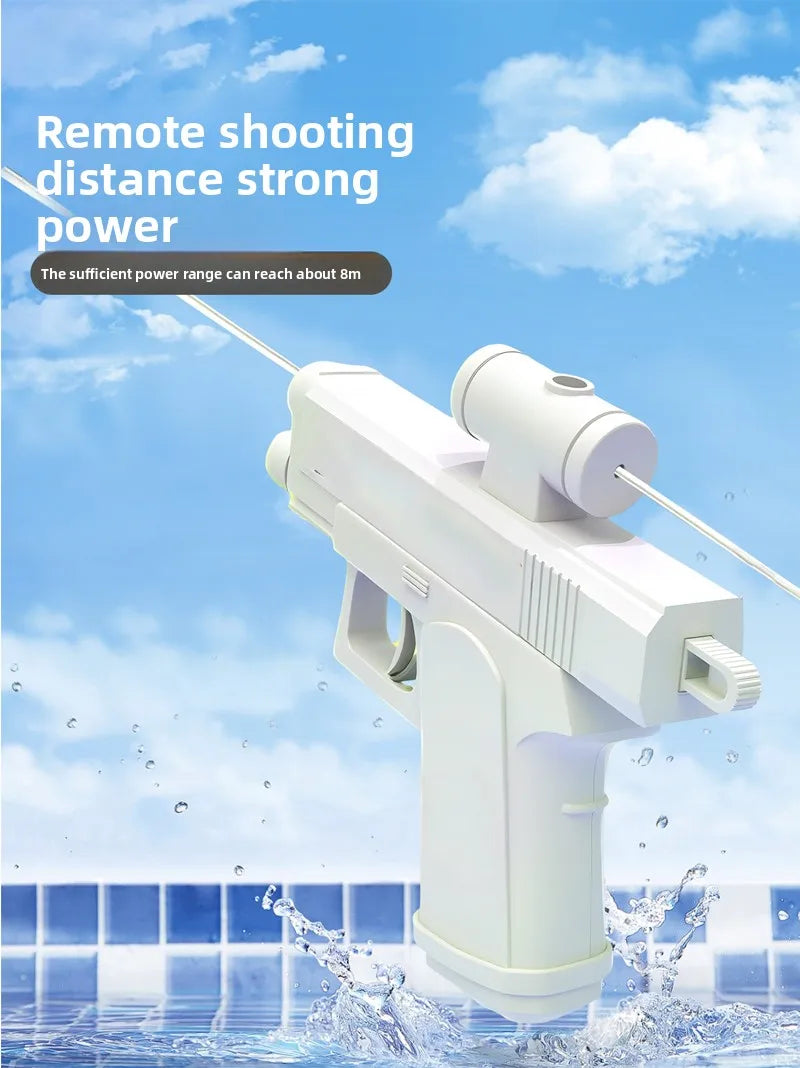 Small water gun suitable for travel and holidays
