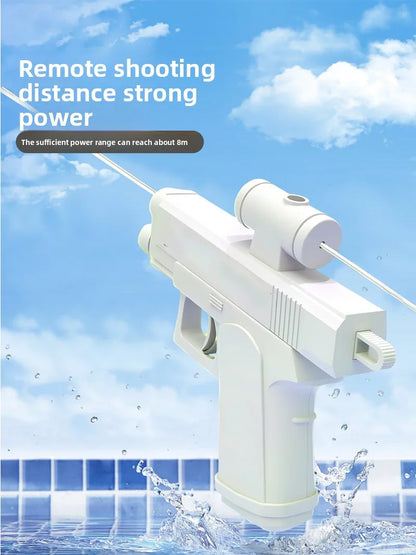 Small water gun suitable for travel and holidays