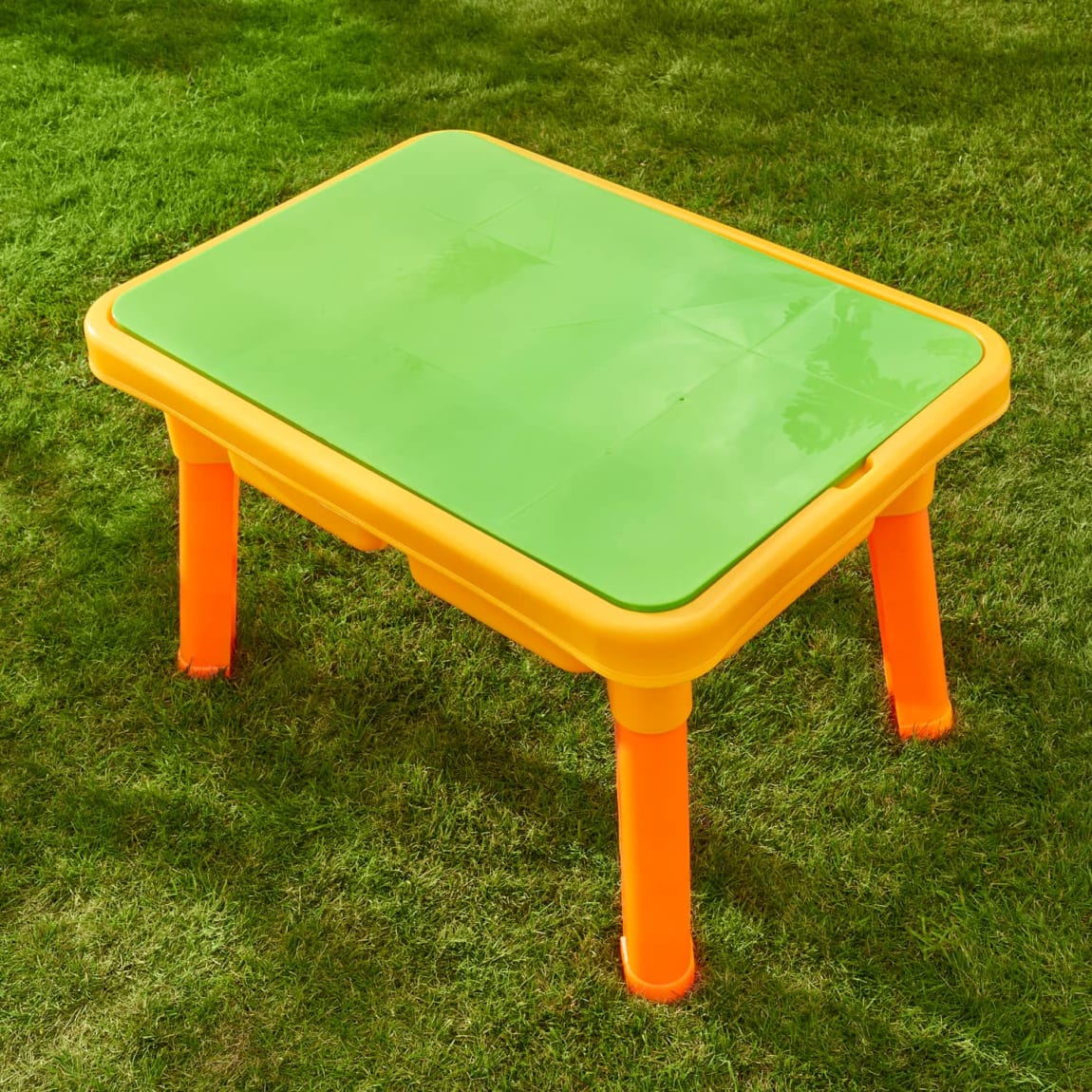 Kids outdoor play station for creative learning