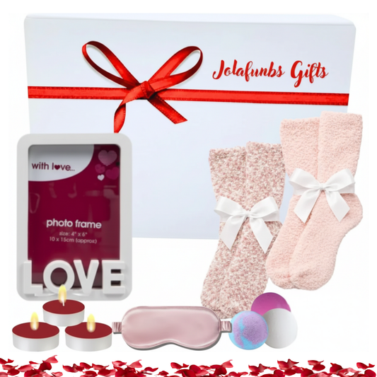 Pamper hamper gift set for her relaxation
