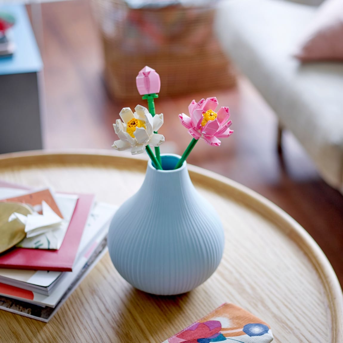 Buildable artificial lotus flowers for decoration