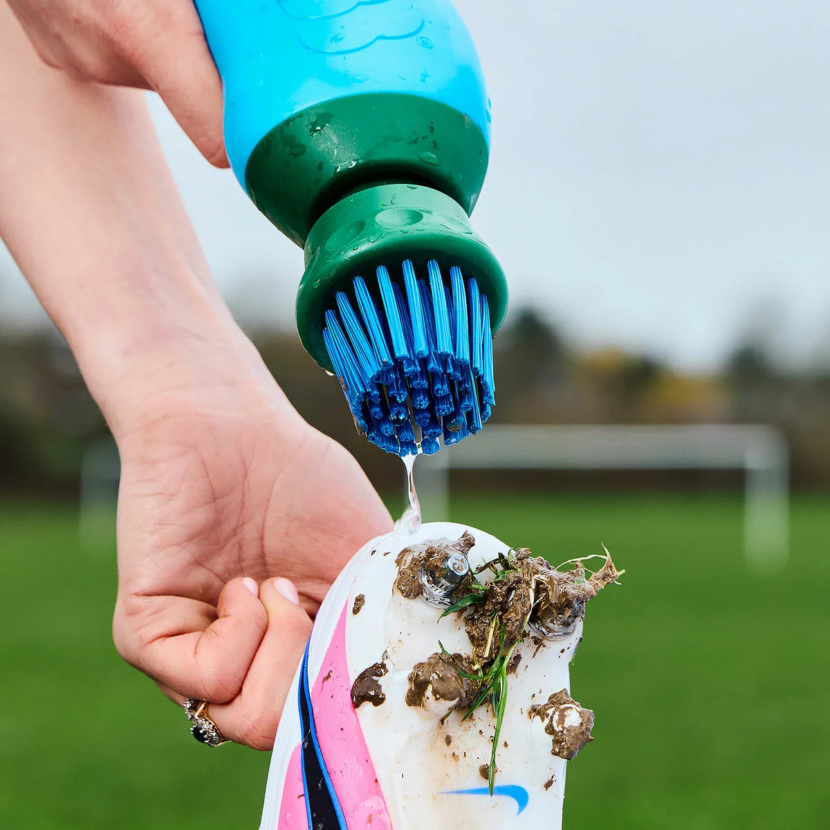 3 in 1 shoe cleaner brush scraper water tank