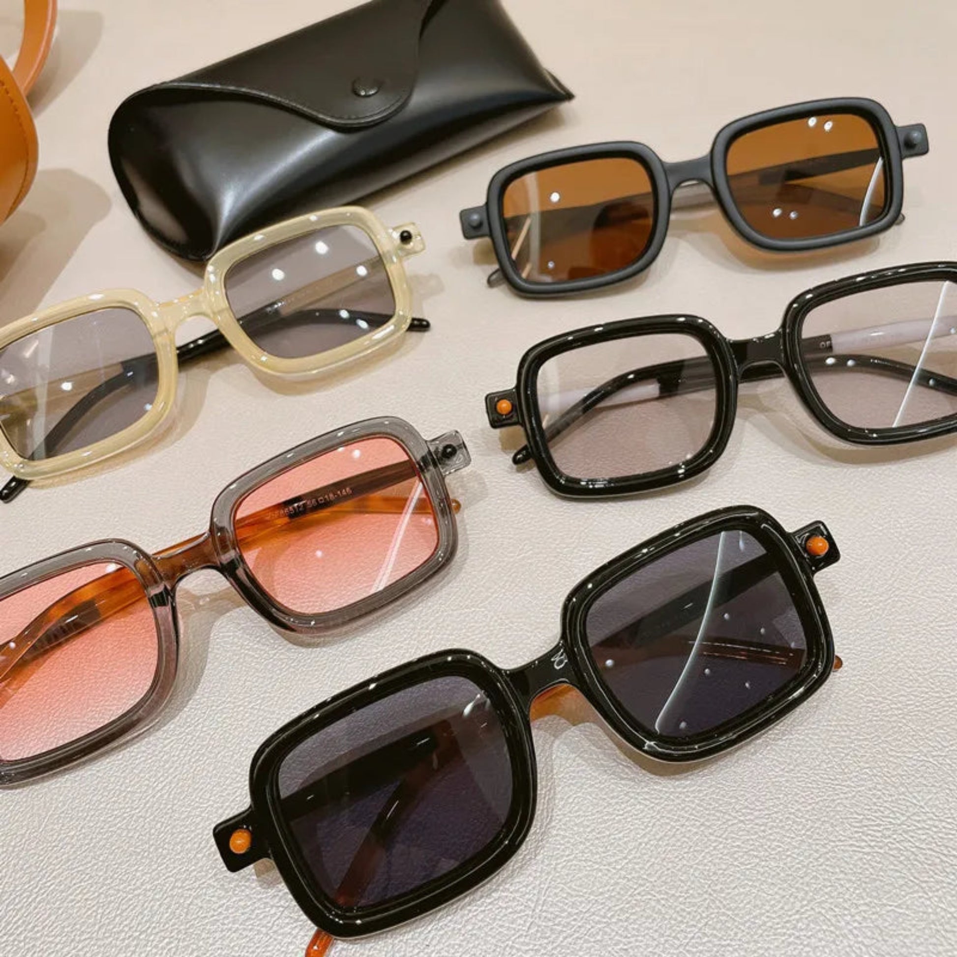 Retro sunglasses gray transparent gradient lens UV400 protection
